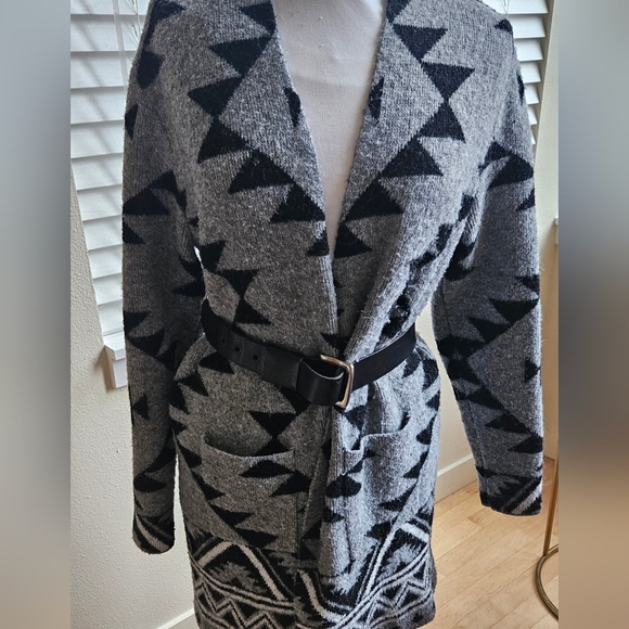 Frye Cardigan Grey Black Aztec Print Open Front Sweater Duster Pockets Sz L - Picture 2 of 8